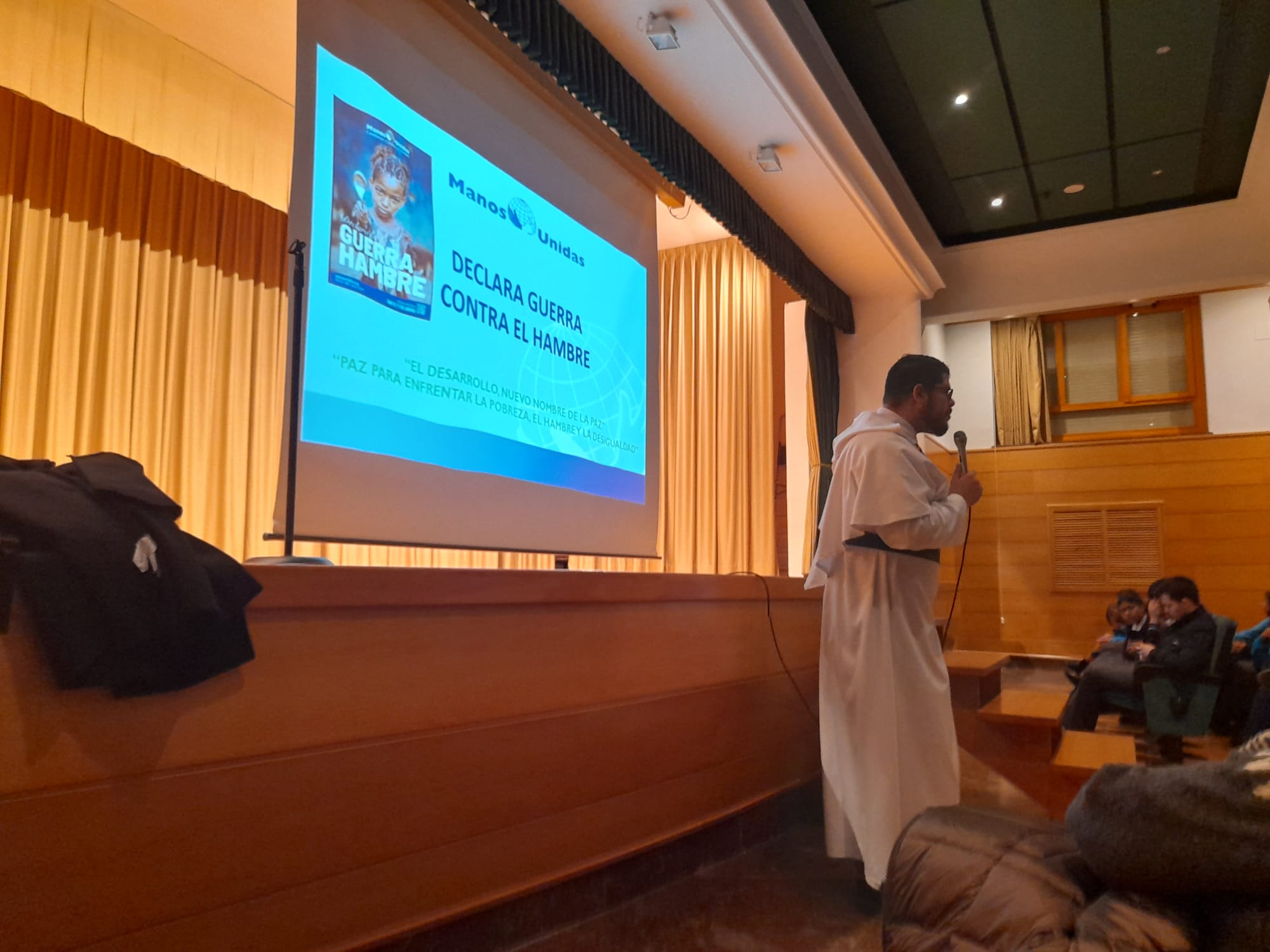 Manos Unidas Charla Hambre